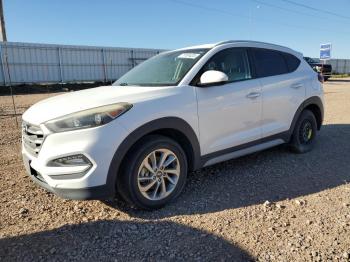  Salvage Hyundai TUCSON