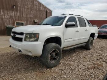  Salvage Chevrolet Avalanche