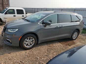  Salvage Chrysler Pacifica