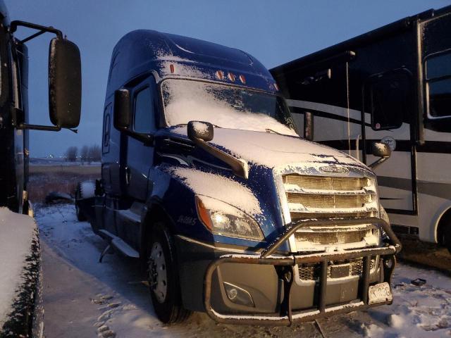  Salvage Freightliner Cascadia 1