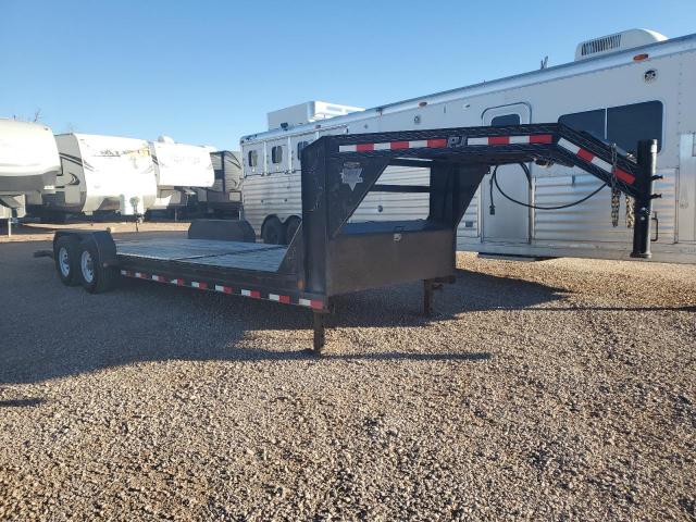  Salvage Fabr Trailer