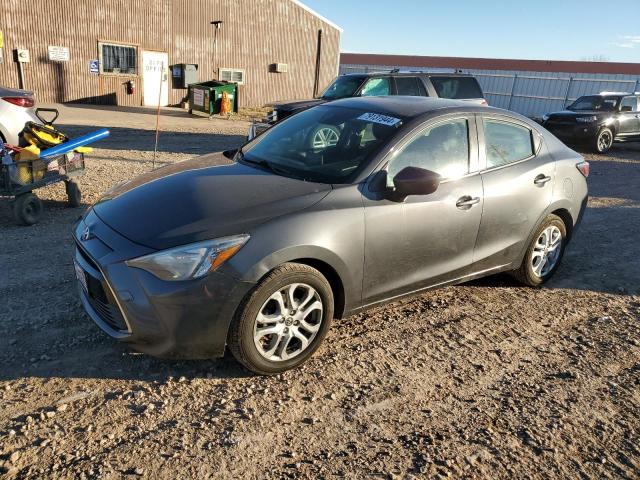  Salvage Toyota Yaris