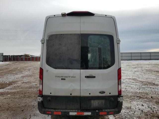 Ford Transit T-250 Image 4