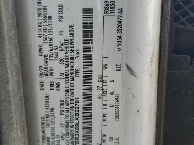 Ford Transit T-250 Image 6