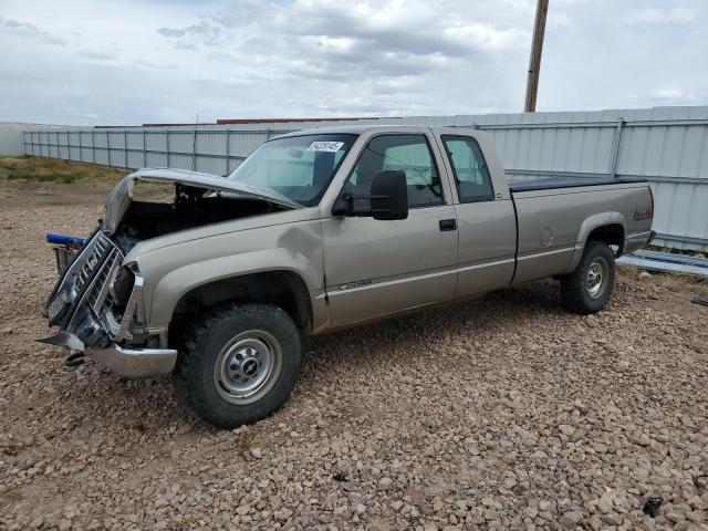  Salvage Chevrolet Silverado 2500
