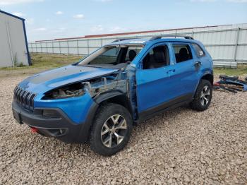  Salvage Jeep Cherokee