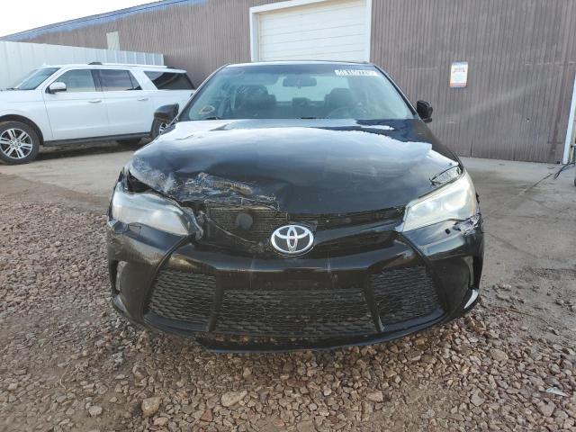 Toyota Camry Le Image 3