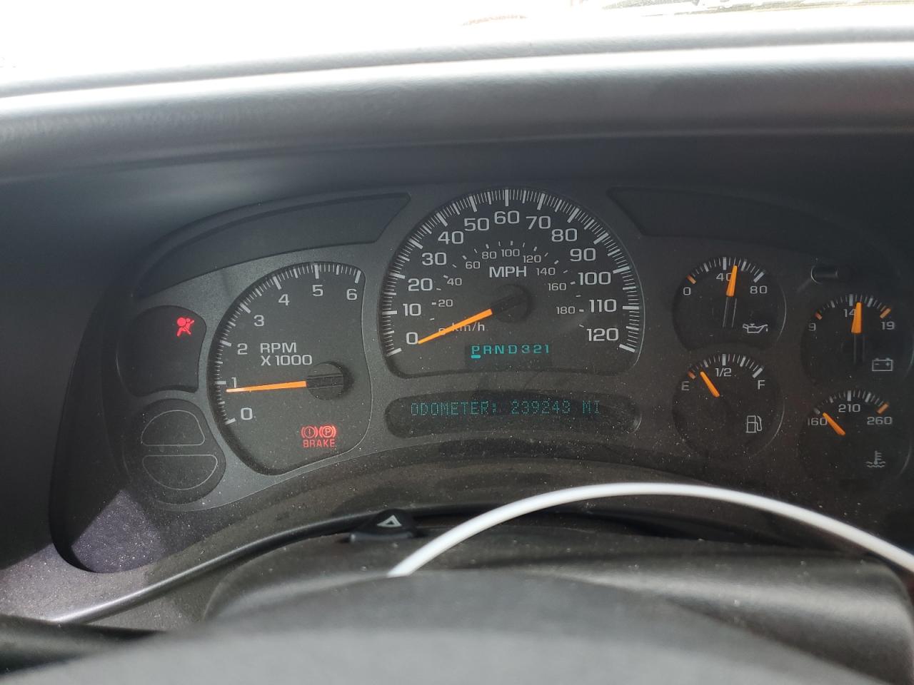 GMC Yukon K1500 Image 8