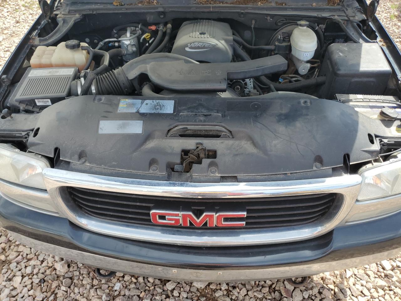 GMC Yukon K1500 Image 10