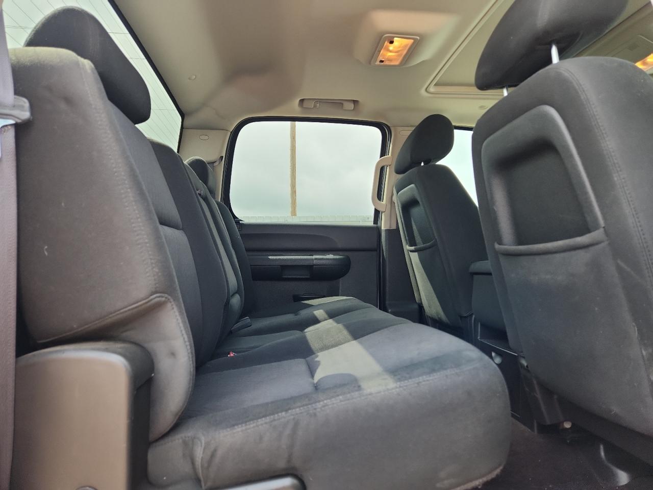 GMC Sierra K1500 Sle Image 11