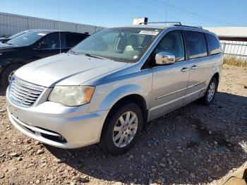  Salvage Chrysler Minivan