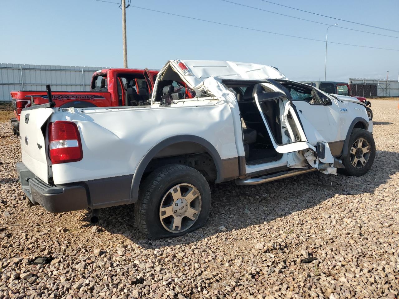 Ford F-150 Supercrew Image 3