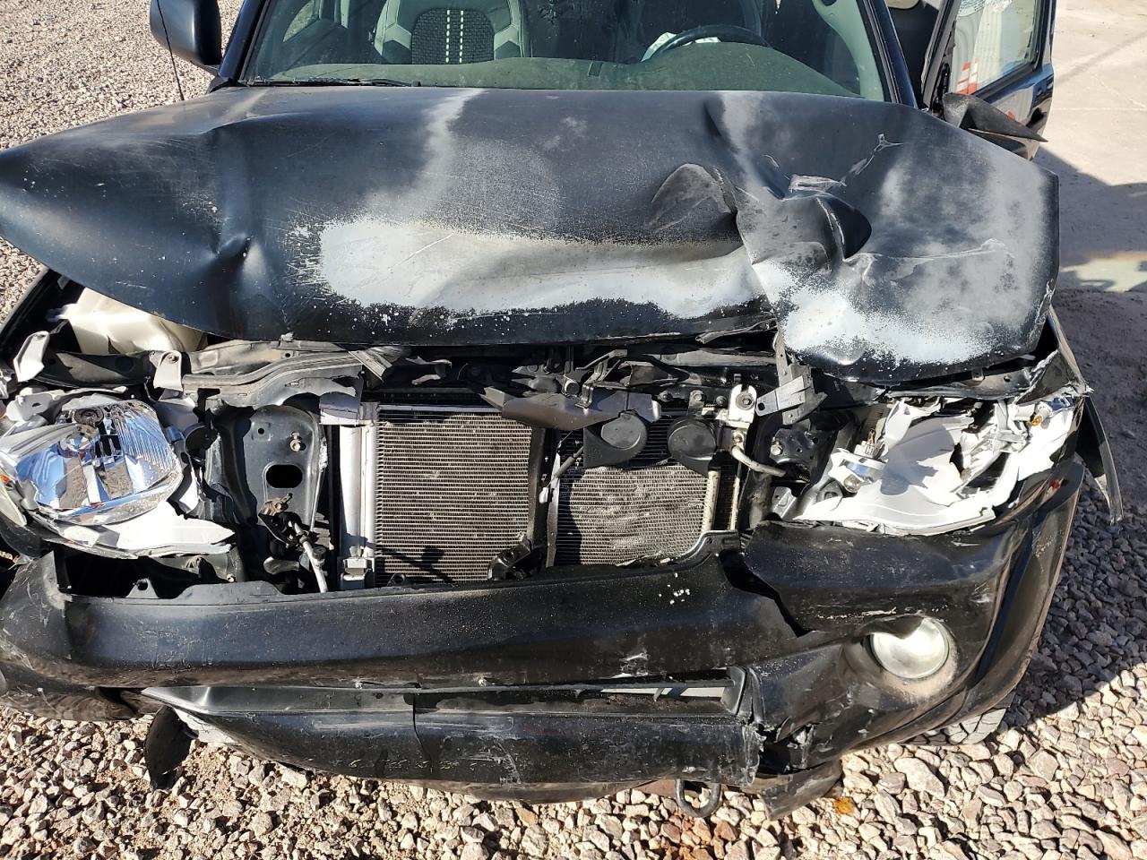 Toyota Tacoma Access Cab Image 11