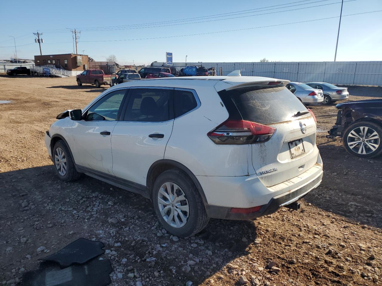 Nissan Rogue S Image 6