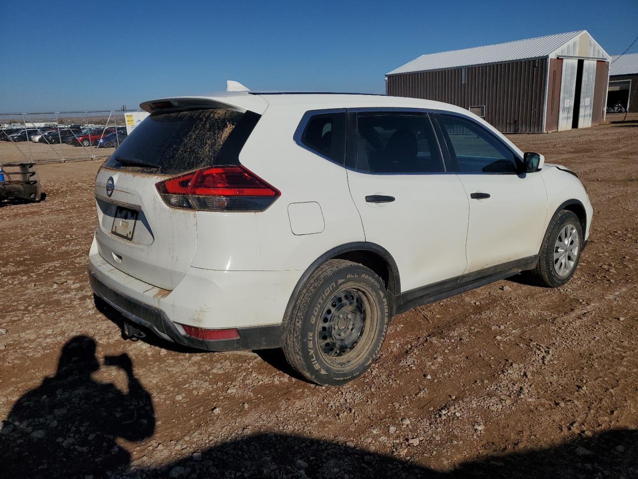 Nissan Rogue S Image 5