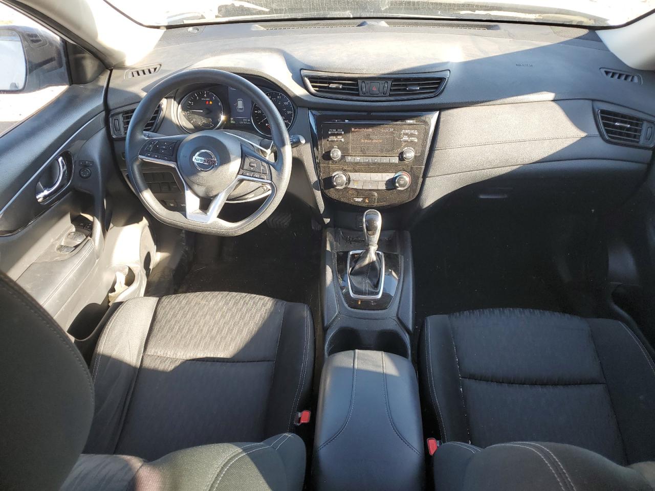 Nissan Rogue S Image 4