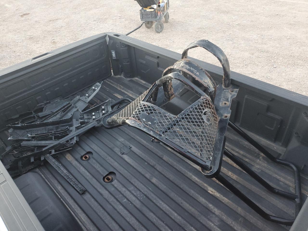 Chevrolet Silverado K3500 Ltz Image 10