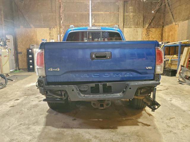 Toyota Tacoma Double Cab Image 4