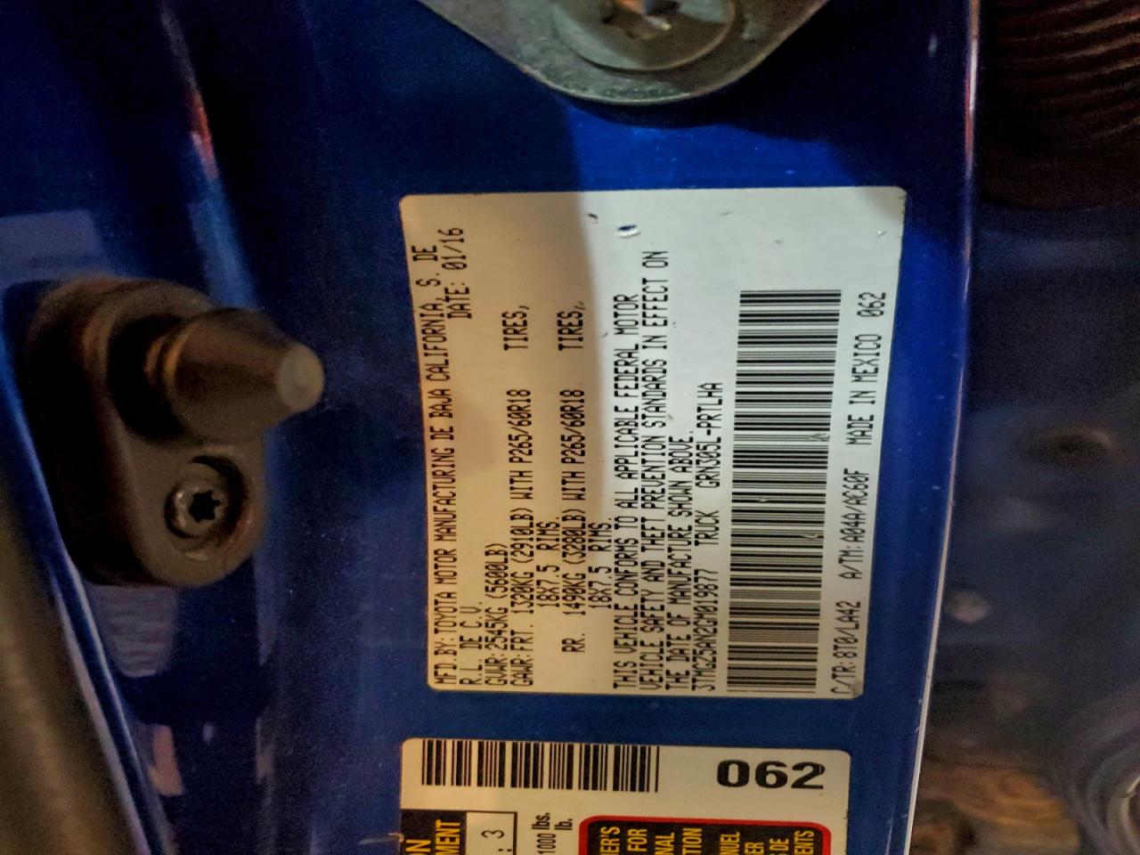 Toyota Tacoma Double Cab Image 6