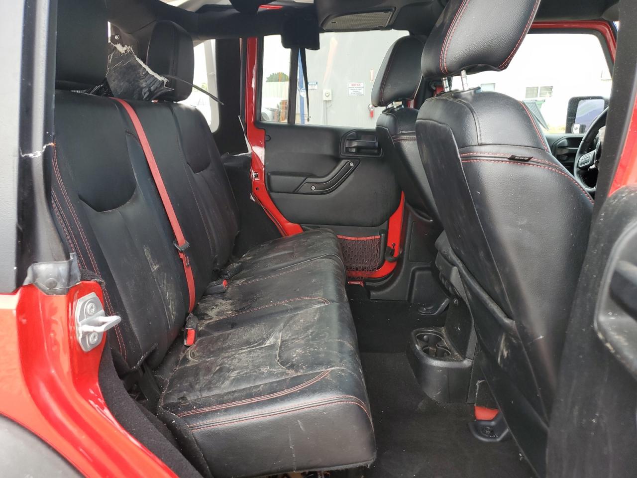 Jeep Wrangler Rubicon Image 6