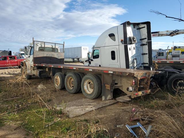 Freightliner M2 106 Medium Duty Image 13
