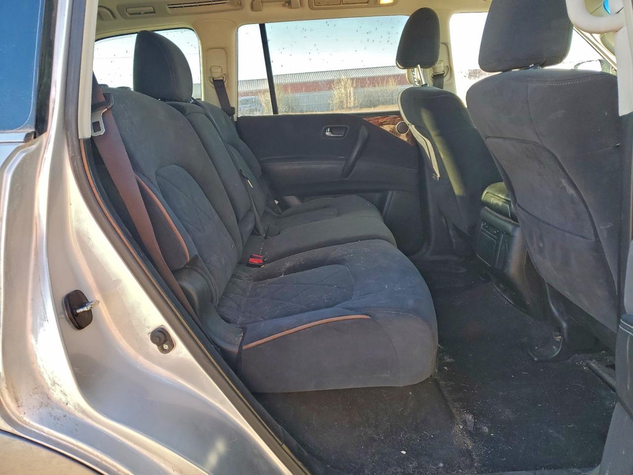 Nissan Armada Sv Image 12