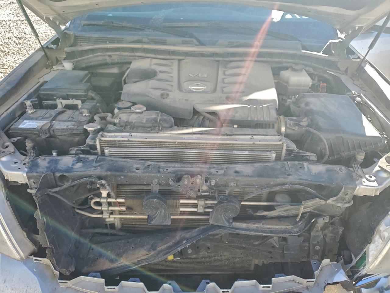 Nissan Armada Sv Image 9