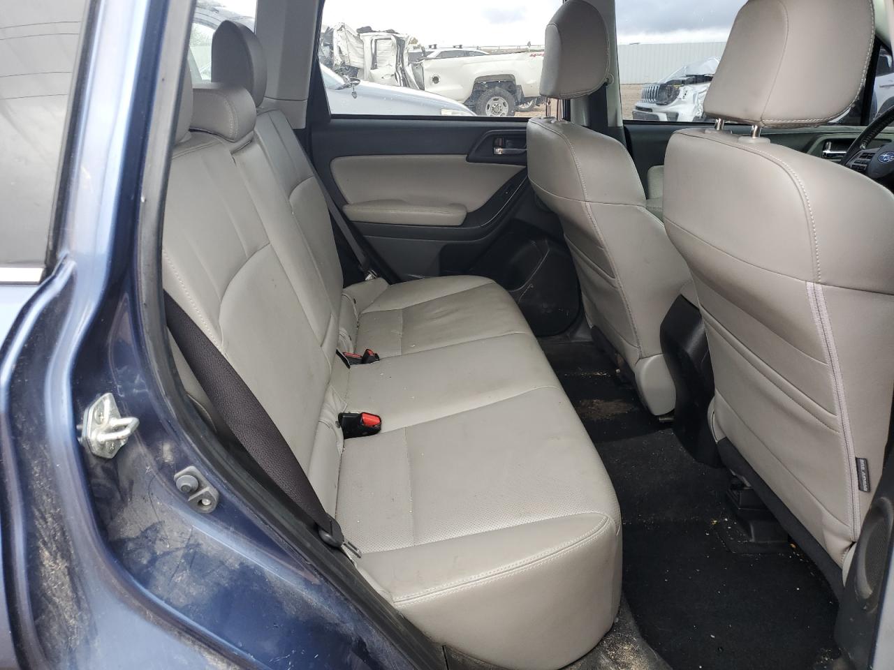 Subaru Forester 2.5i Touring Image 7