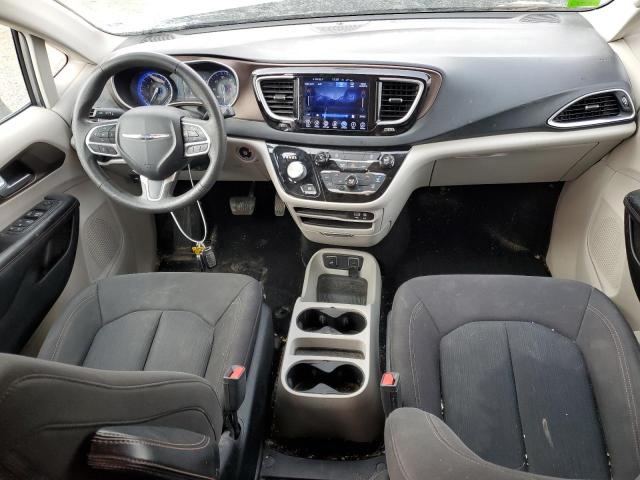 Chrysler Pacifica Touring Image 2