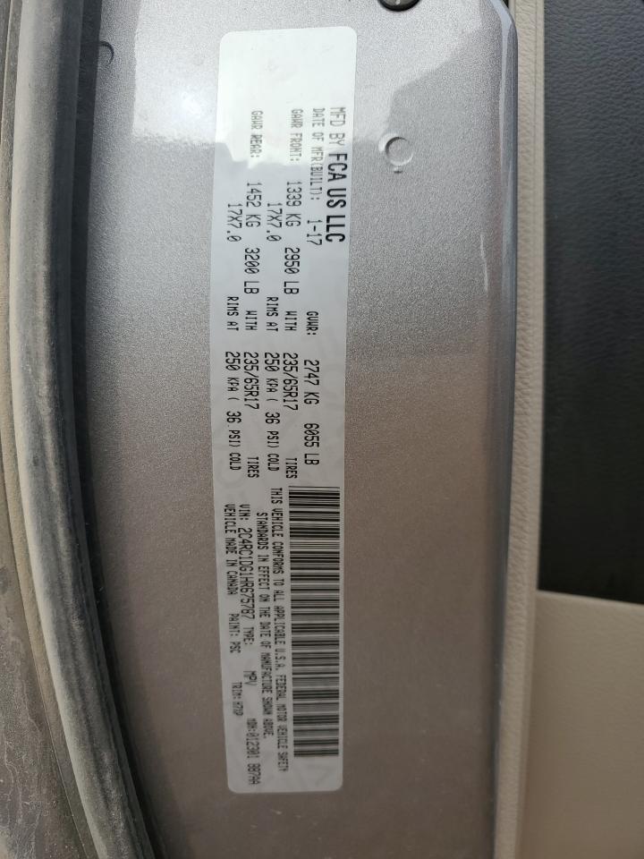 Chrysler Pacifica Touring Image 8