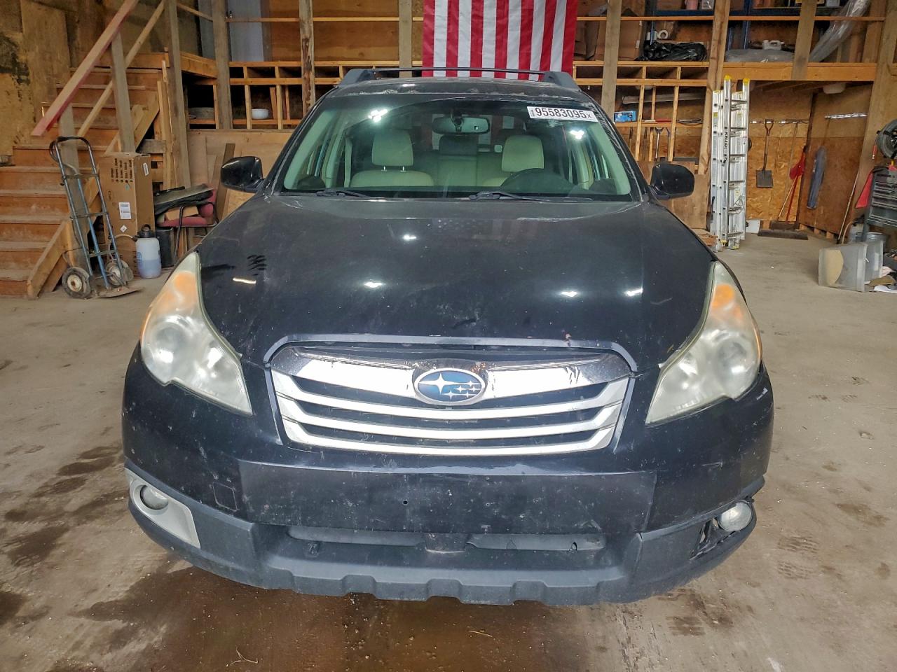 Subaru Outback 2.5i Premium Image 6