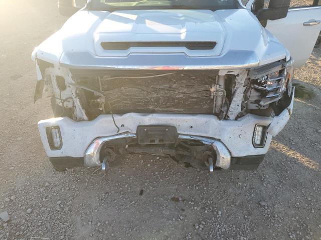 GMC Sierra K2500 Denali Image 7