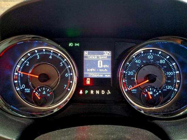 Chrysler Minivan Touring Image 5