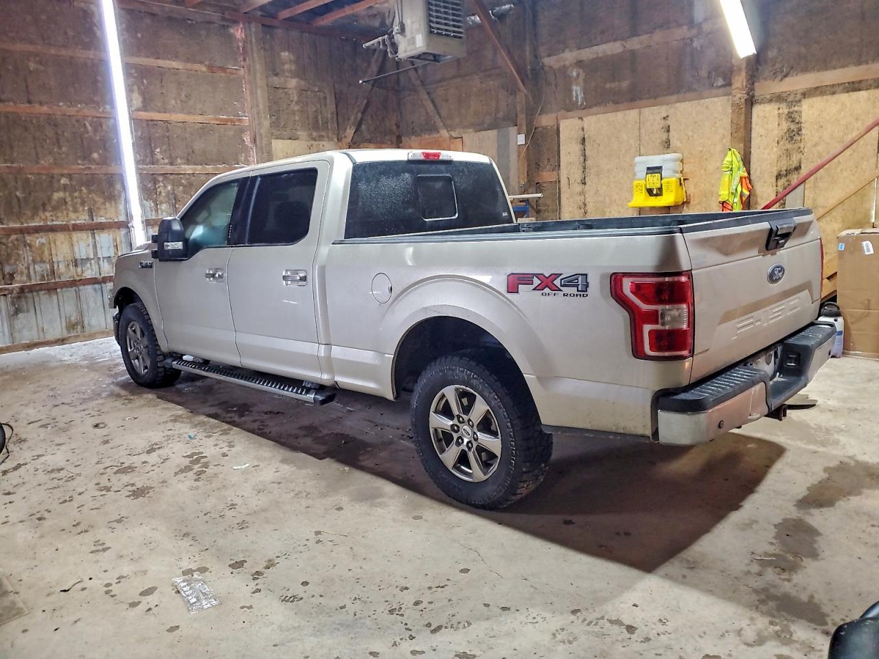 Ford F-150 Supercrew Image 4