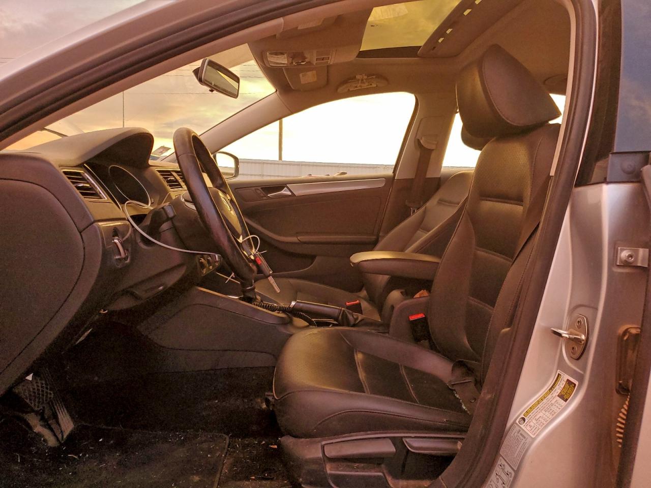 Volkswagen Jetta Se Image 3