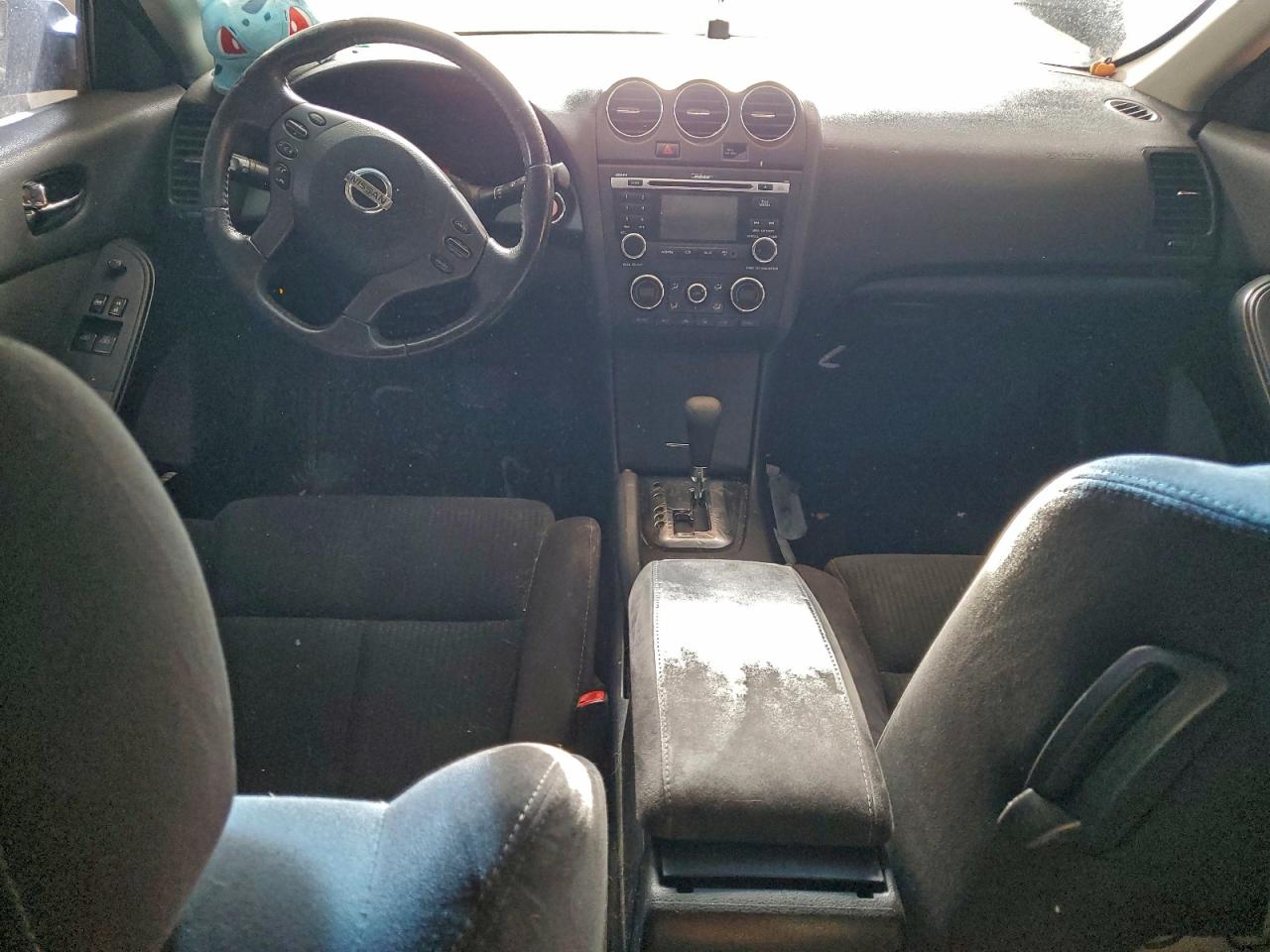 Nissan Altima S Image 9