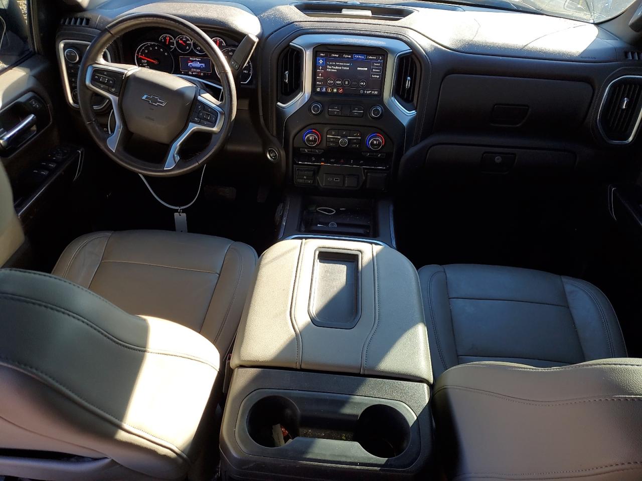 Chevrolet Silverado K1500 Lt Trail Boss Image 4