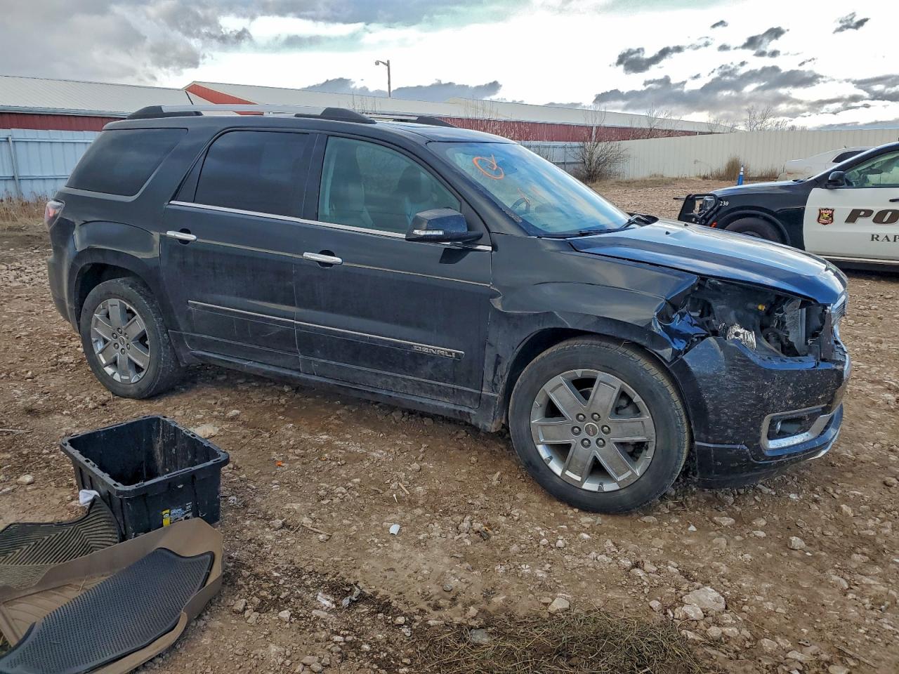 GMC Acadia Denali Image 2