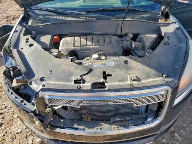 GMC Acadia Denali Image 12