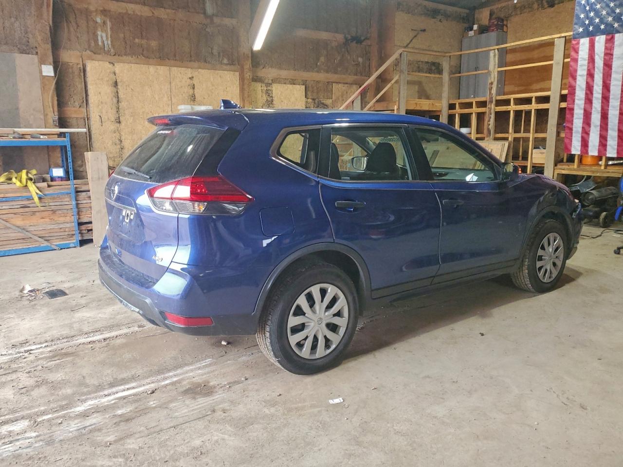 Nissan Rogue S Image 5