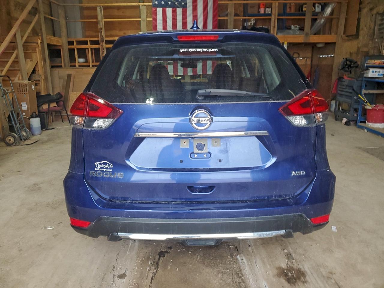 Nissan Rogue S Image 3