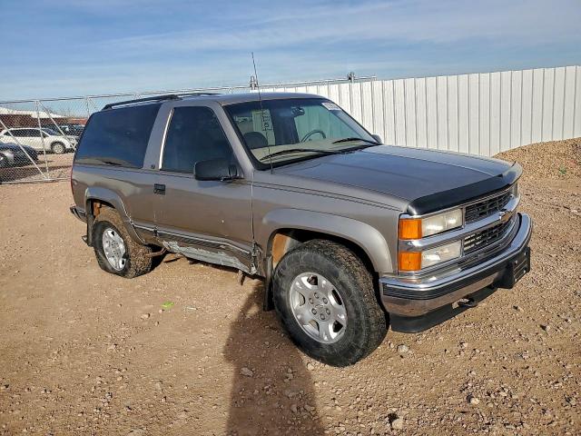 Chevrolet Tahoe K1500 Image 3