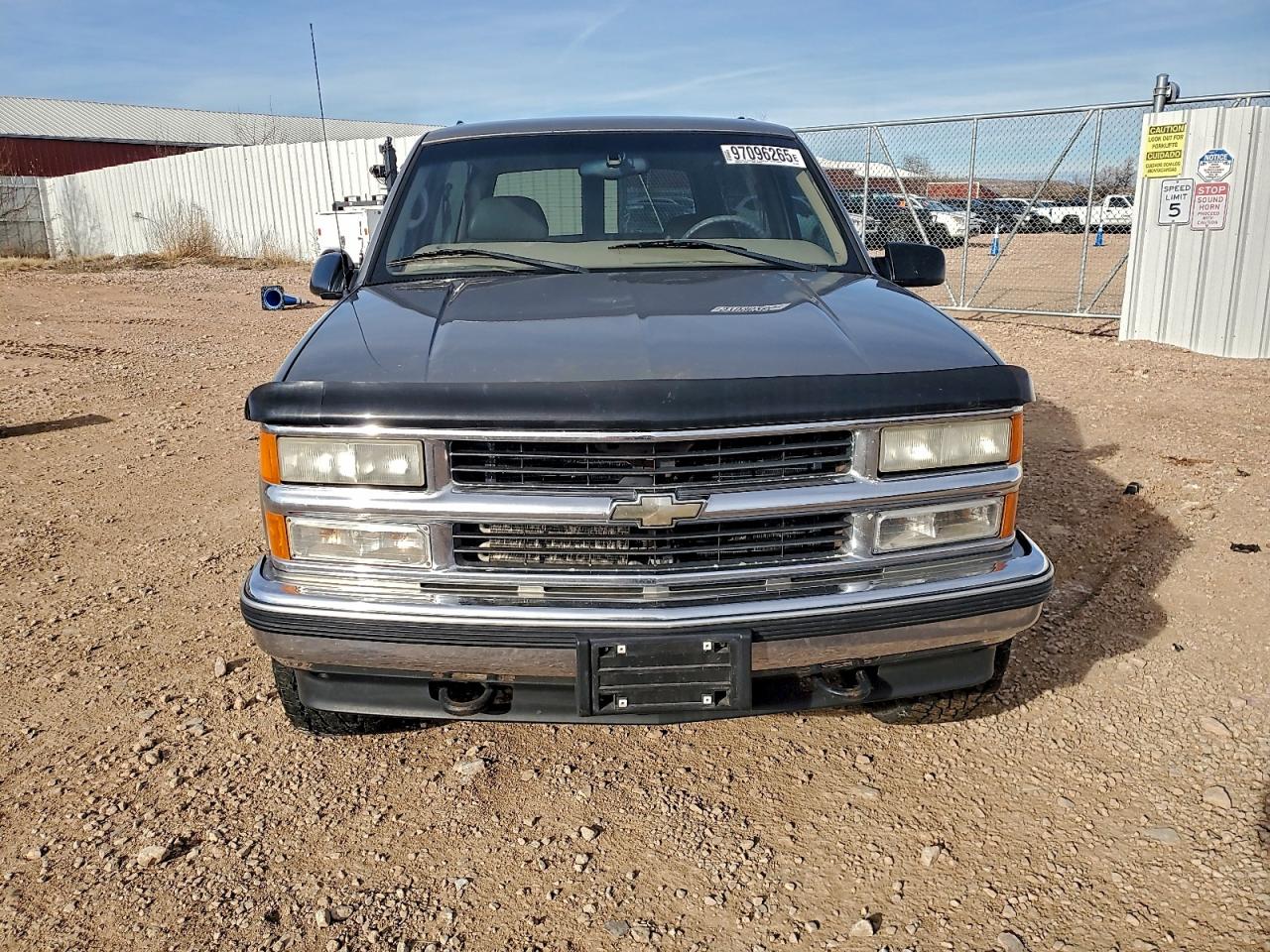 Chevrolet Tahoe K1500 Image 11