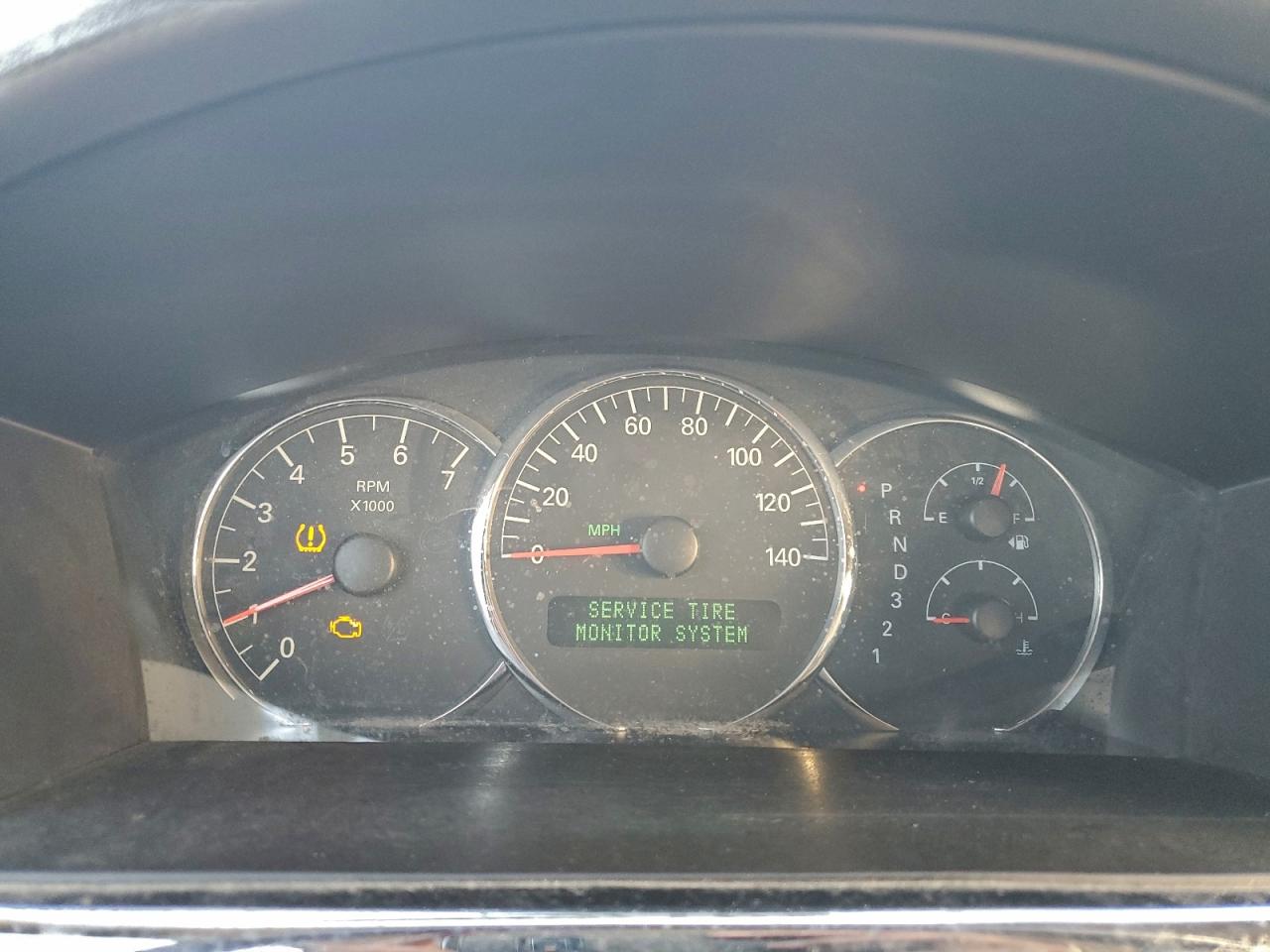 Buick LaCrosse Cxl Image 6