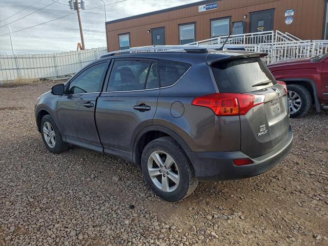 Toyota RAV4 Xle Image 2