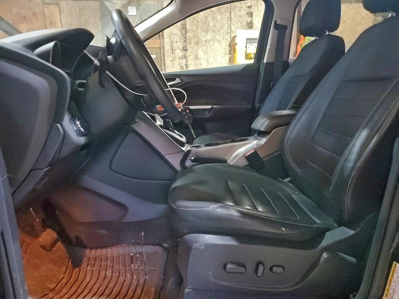 Ford Escape Se Image 10