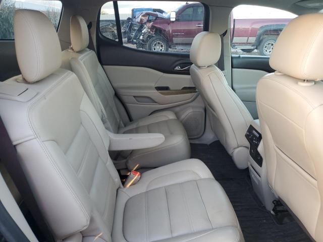 GMC Acadia Denali Image 11