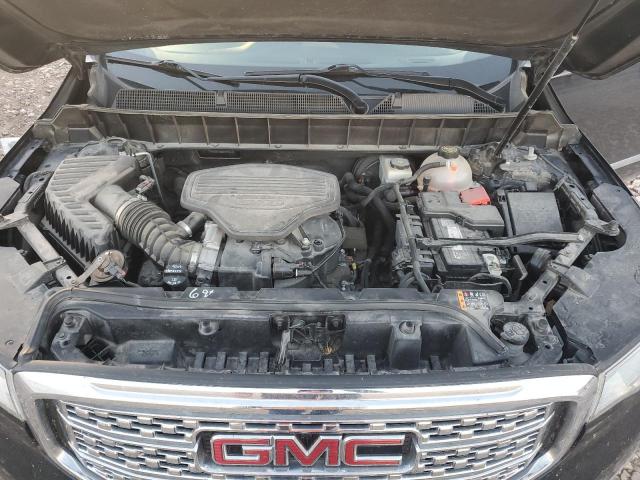 GMC Acadia Denali Image 12