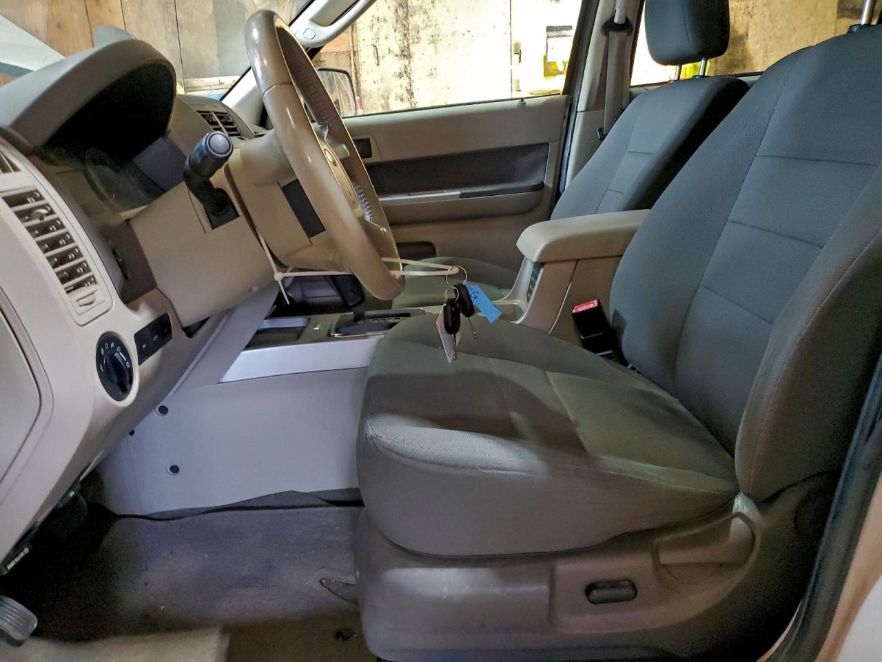 Ford Escape Xlt Image 6