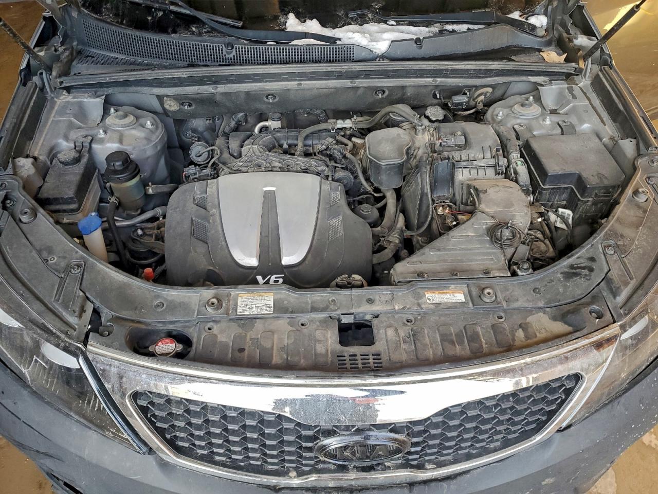 Kia Sorento Base Image 9